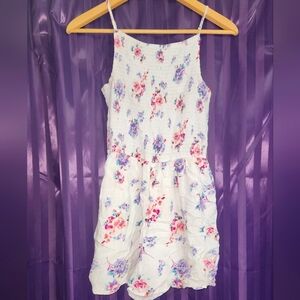 ❌️ [SOLD] Hollister Sz M White Pink Purple Floral Sleeveless Stretchy Romper